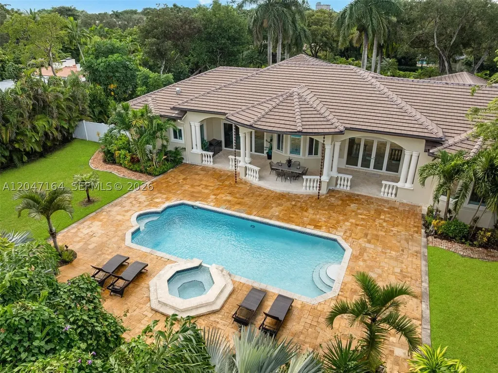 6890 SW 94th Street Pinecrest FL 33156