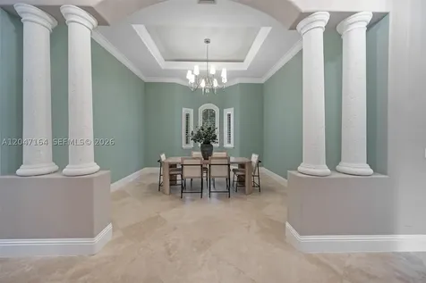 6890 SW 94th Street Pinecrest FL 33156