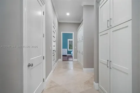 6890 SW 94th Street Pinecrest FL 33156