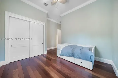 6890 SW 94th Street Pinecrest FL 33156
