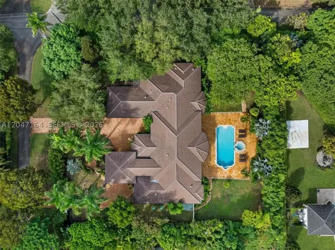 6890 SW 94th Street Pinecrest FL 33156