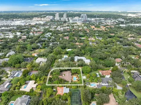 6890 SW 94th Street Pinecrest FL 33156