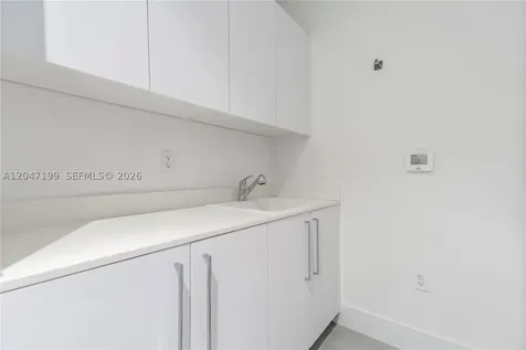 15701 Collins Avenue Sunny Isles Beach FL 33160