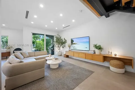 3030 NE 208th Street Aventura FL 33180