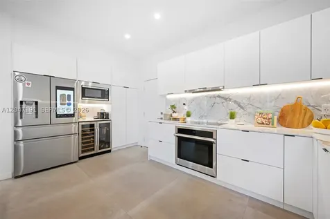 3030 NE 208th Street Aventura FL 33180