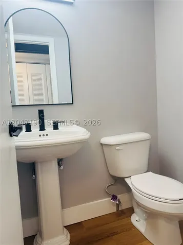 21 Windsor B West Palm Beach FL 33417