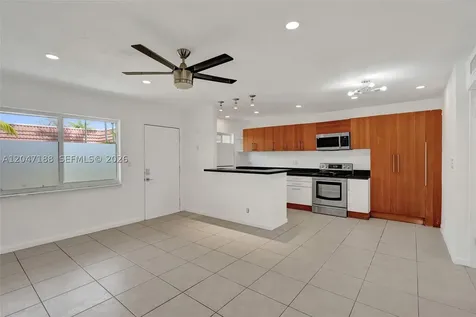 3050 NE 5th Terrace Wilton Manors FL 33334