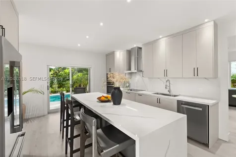 3616 SW 26th Street Miami FL 33133