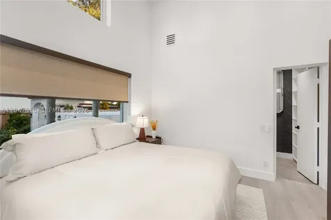 3616 SW 26th Street Miami FL 33133