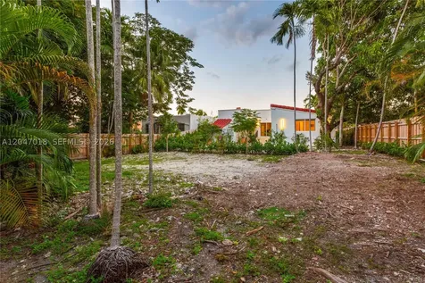 3616 SW 26th Street Miami FL 33133