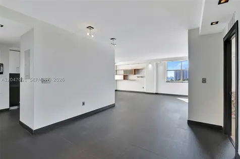 11111 Biscayne Boulevard Miami FL 33181