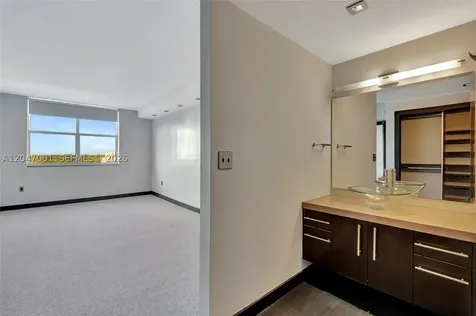 11111 Biscayne Boulevard Miami FL 33181