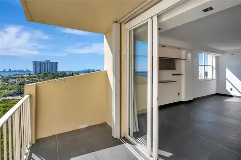 11111 Biscayne Boulevard Miami FL 33181
