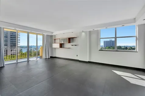 11111 Biscayne Boulevard Miami FL 33181