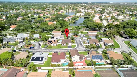 681 Pine Ridge Terrace Davie FL 33325