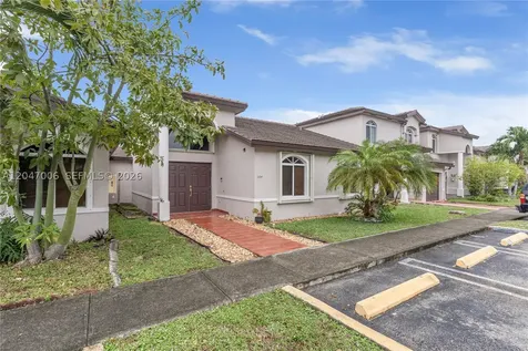 8433 NW 189th Street Hialeah FL 33015