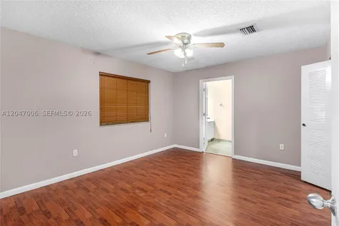 8433 NW 189th Street Hialeah FL 33015