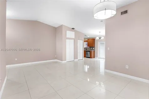 8433 NW 189th Street Hialeah FL 33015