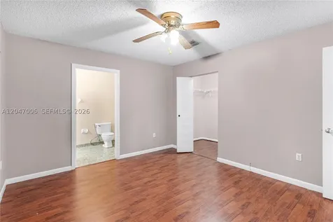 8433 NW 189th Street Hialeah FL 33015
