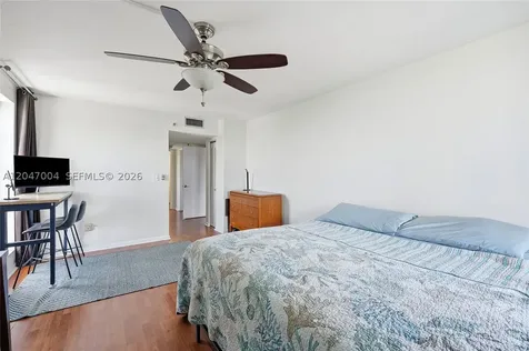 20840 San Simeon Way Miami FL 33179