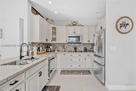 15877 SW 61st Way Miami FL 33193