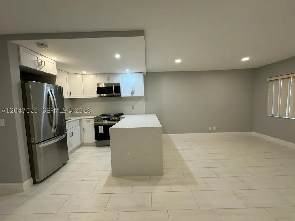 500 W Village Green Circle W Palm Springs FL 33461
