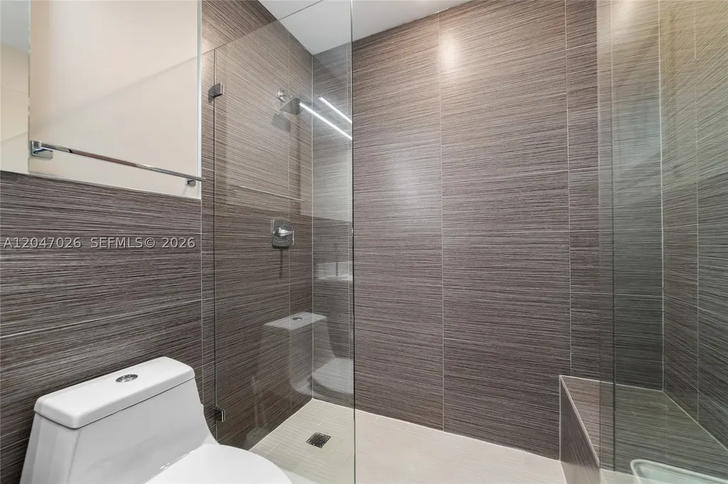 2201 NE 66th Street Fort Lauderdale FL 33308