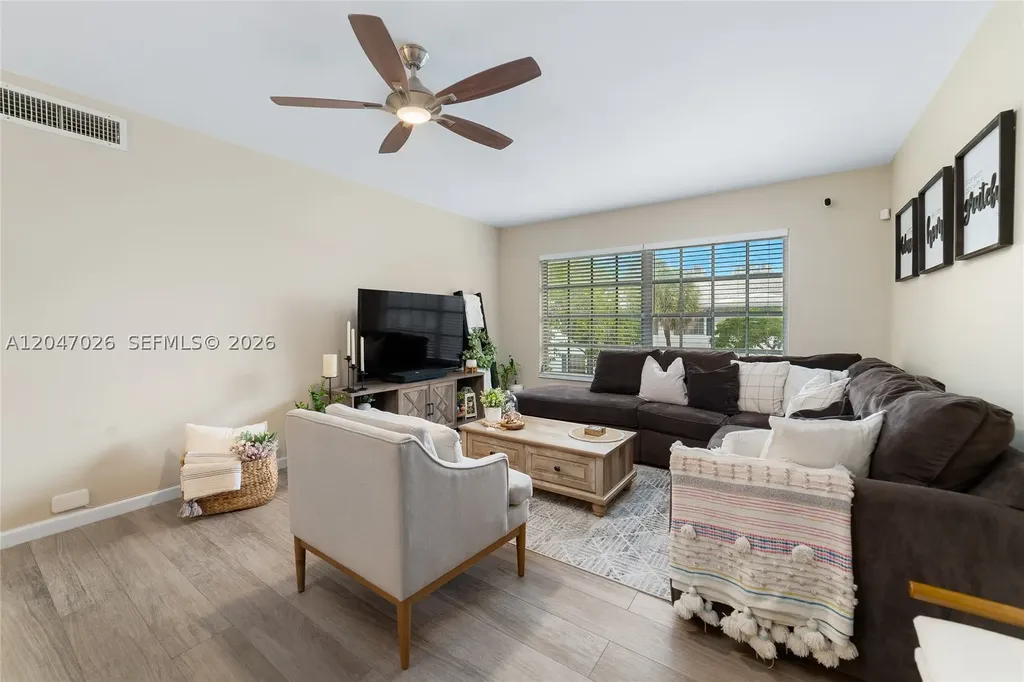 2201 NE 66th Street Fort Lauderdale FL 33308