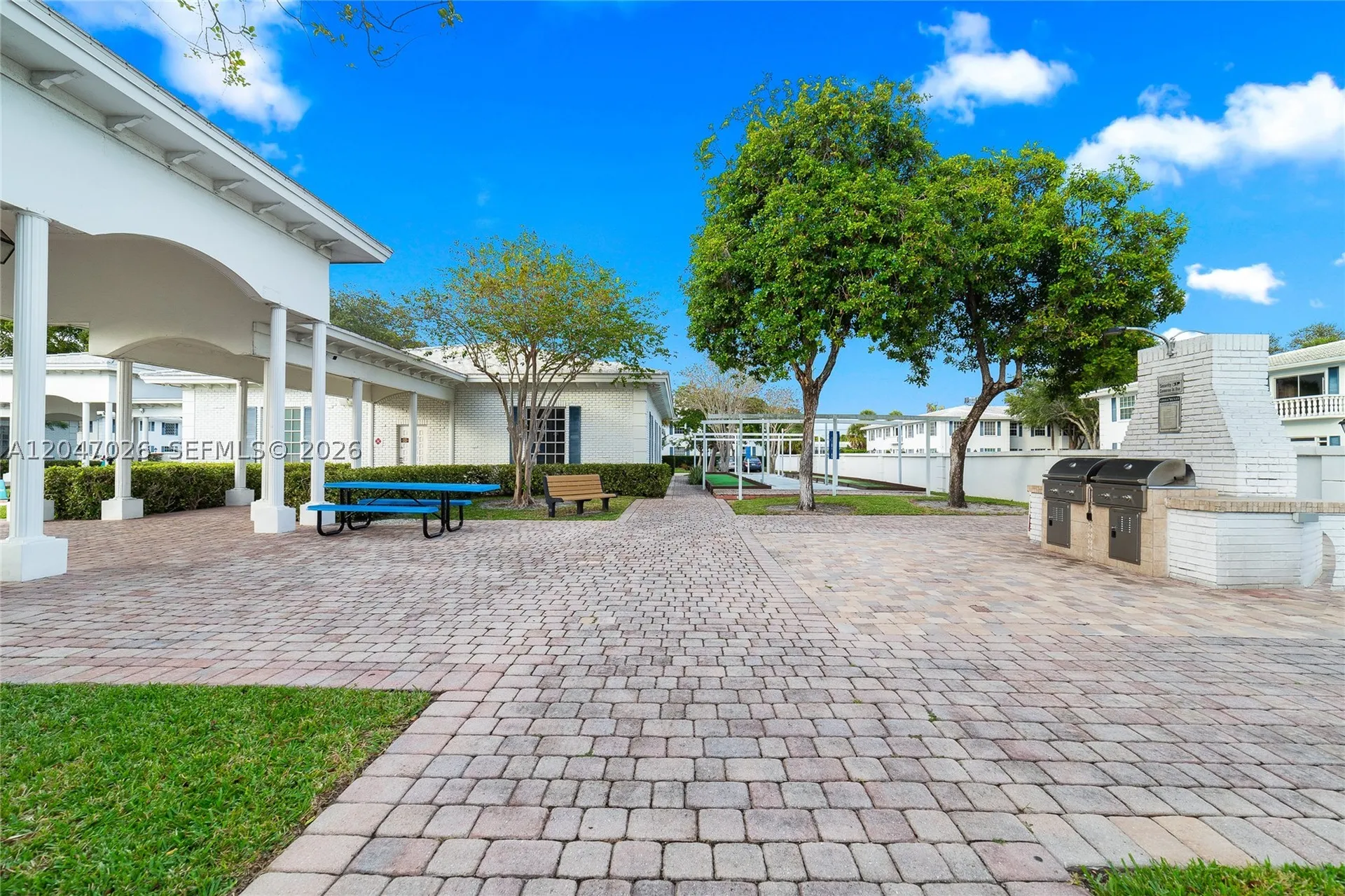 2201 NE 66th Street Fort Lauderdale FL 33308