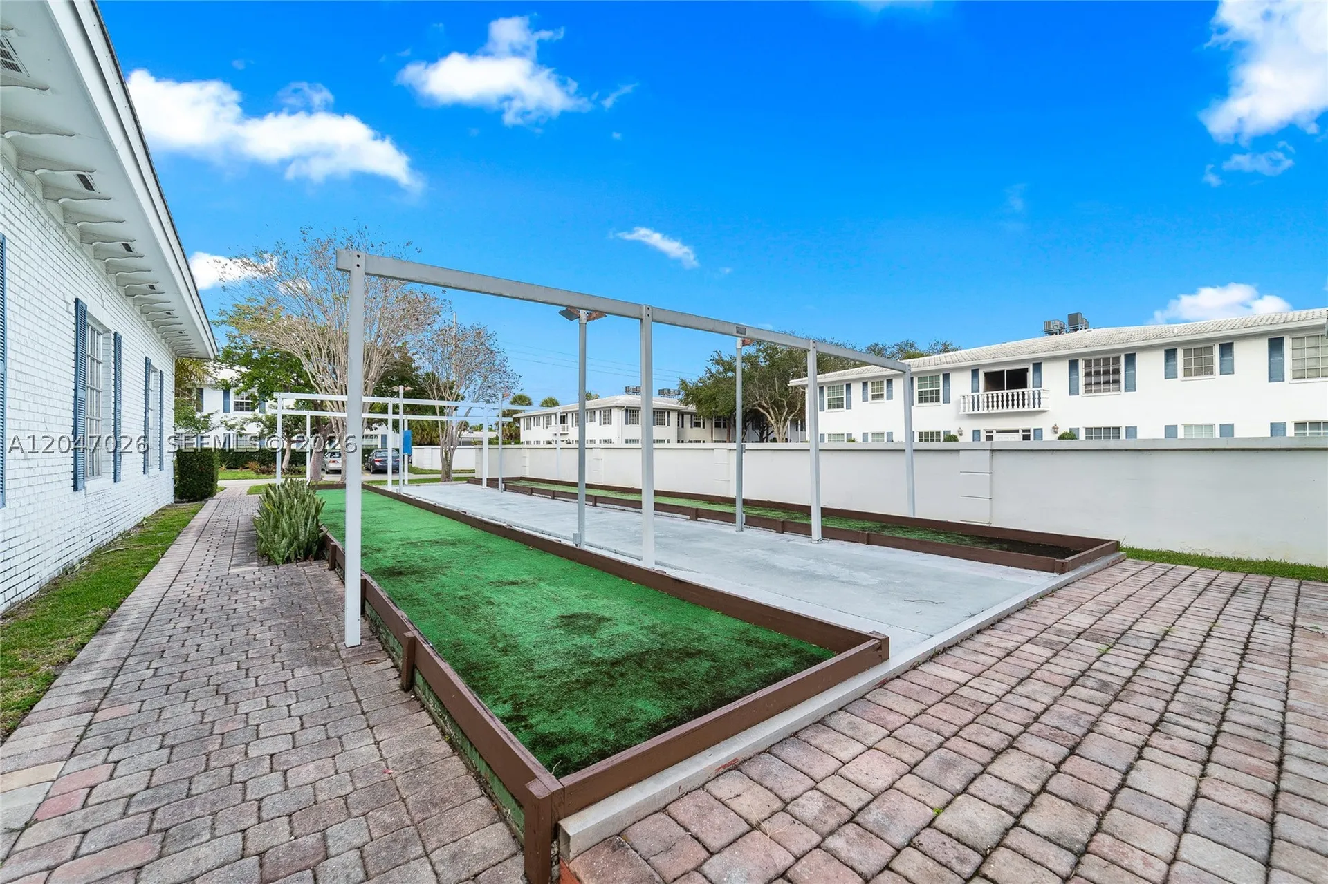 2201 NE 66th Street Fort Lauderdale FL 33308