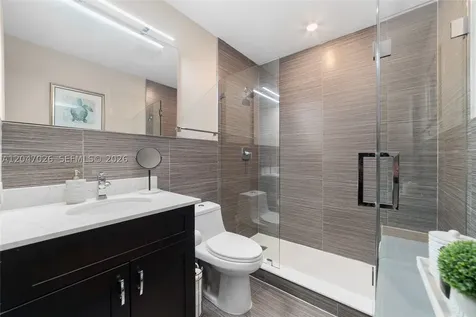 2201 NE 66th Street Fort Lauderdale FL 33308