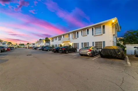 2201 NE 66th Street Fort Lauderdale FL 33308