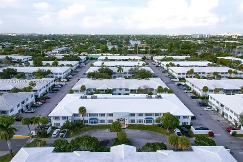 2201 NE 66th Street Fort Lauderdale FL 33308