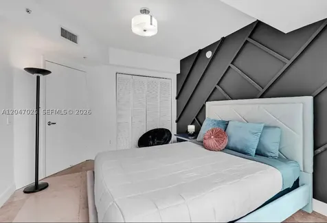 41 SE 5th Street Miami FL 33131