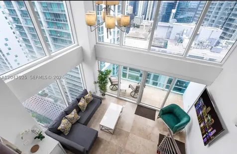 41 SE 5th Street Miami FL 33131