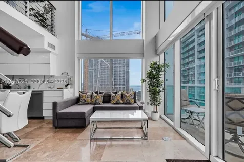 41 SE 5th Street Miami FL 33131