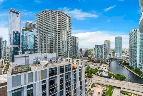 41 SE 5th Street Miami FL 33131