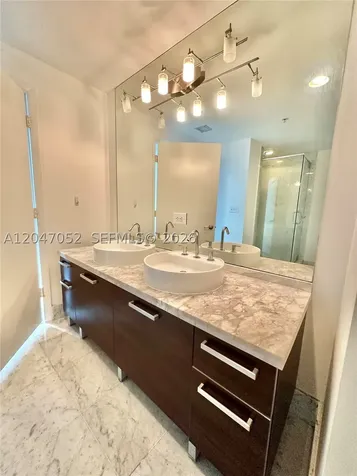 244 Biscayne Boulevard Miami FL 33132
