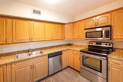 5451 SW 80th Street Miami FL 33143