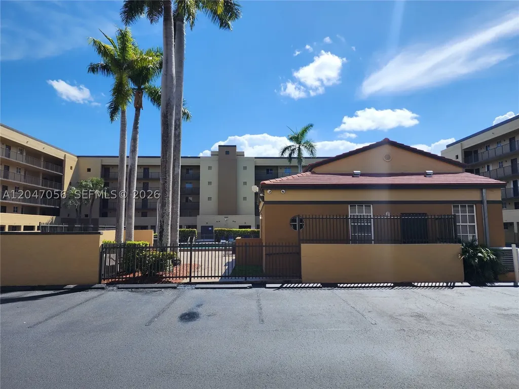 14901 SW 82nd Terrace Miami FL 33193