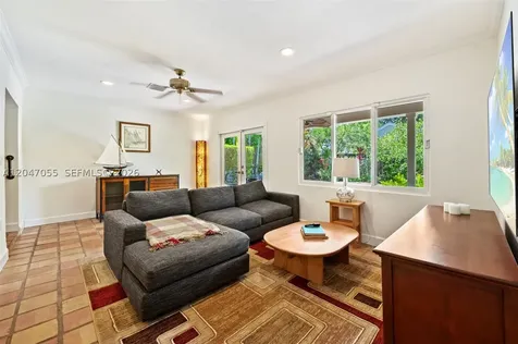 4054 Bonita Avenue Miami FL 33133