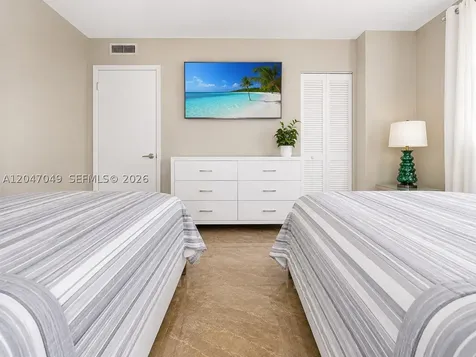 4001 S Ocean Drive Hollywood FL 33019