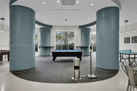 4001 S Ocean Drive Hollywood FL 33019