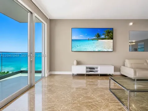 4001 S Ocean Drive Hollywood FL 33019
