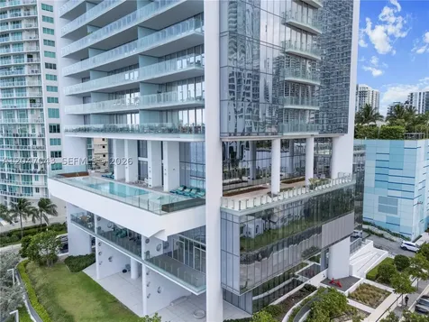 700 NE 26th Terrace Miami FL 33137