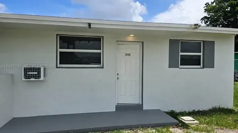 11752 SW 212th Street Miami FL 33177