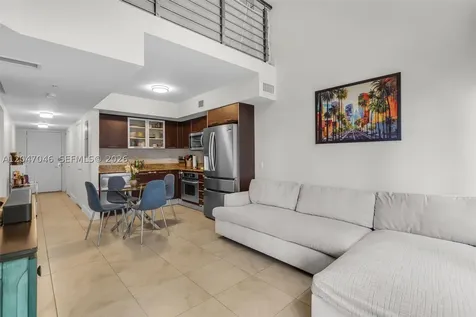 41 SE 5th Street Miami FL 33131