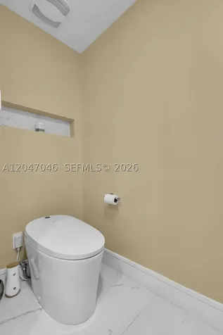 41 SE 5th Street Miami FL 33131
