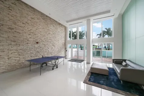 41 SE 5th Street Miami FL 33131