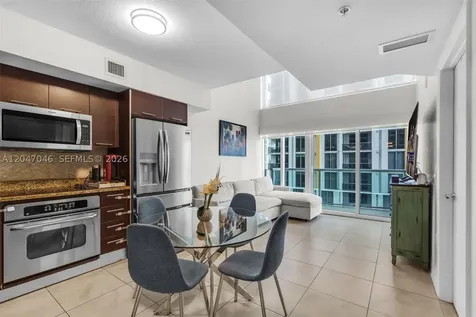 41 SE 5th Street Miami FL 33131